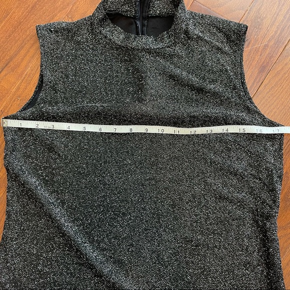 Black w/ Silver Sleeveless Turtleneck Top - Picture 4 of 12